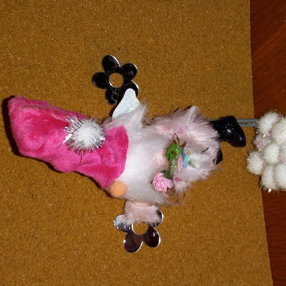 "Every home should own a knome."Cute angel knome Valentine barbie color theme 6" - Picture 2 of 7